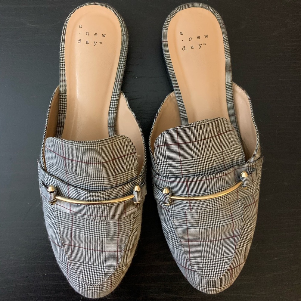 Mules/backless loafers